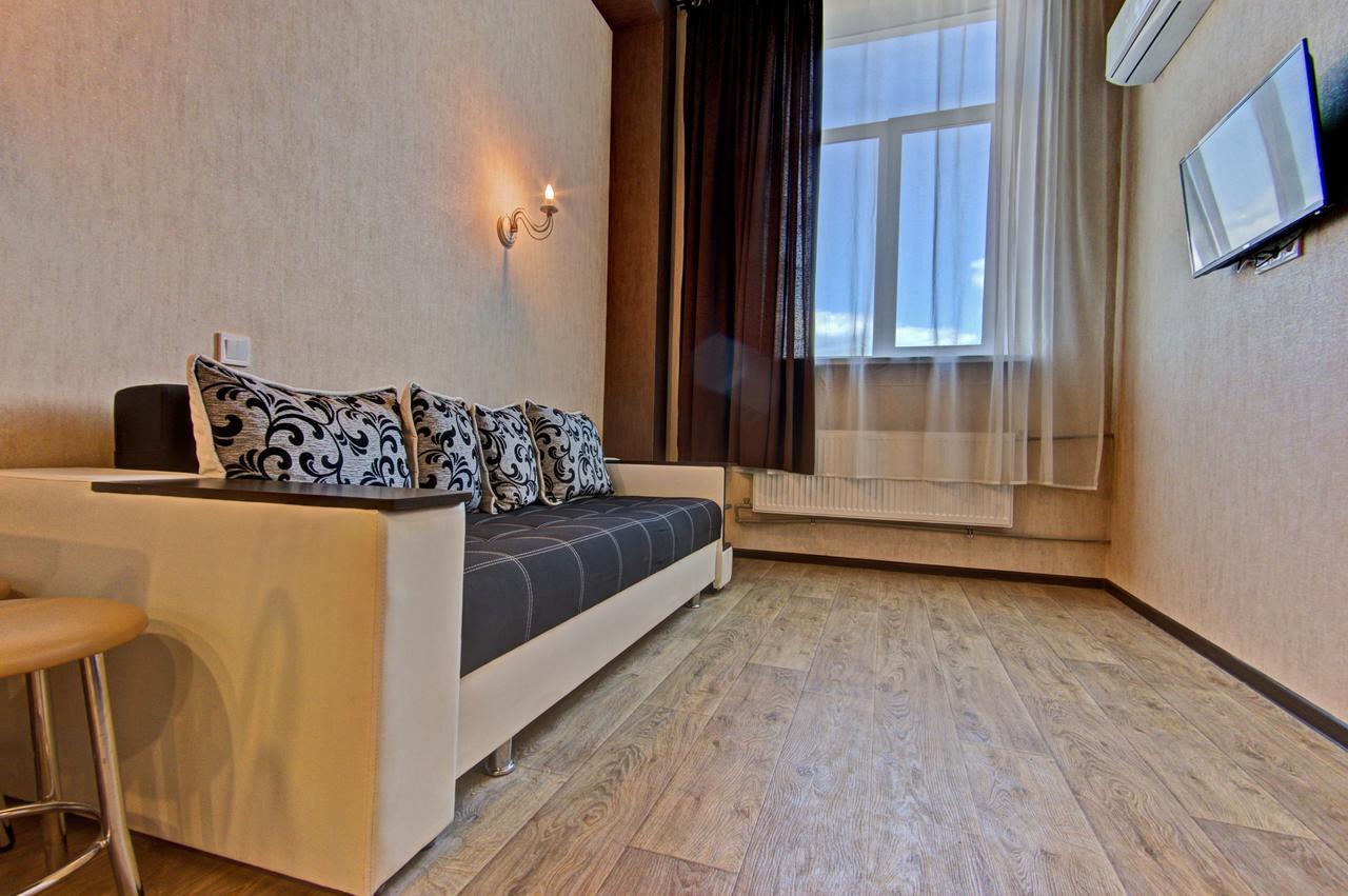 Kotlova 106 Apartment Kharkiv Bagian luar foto