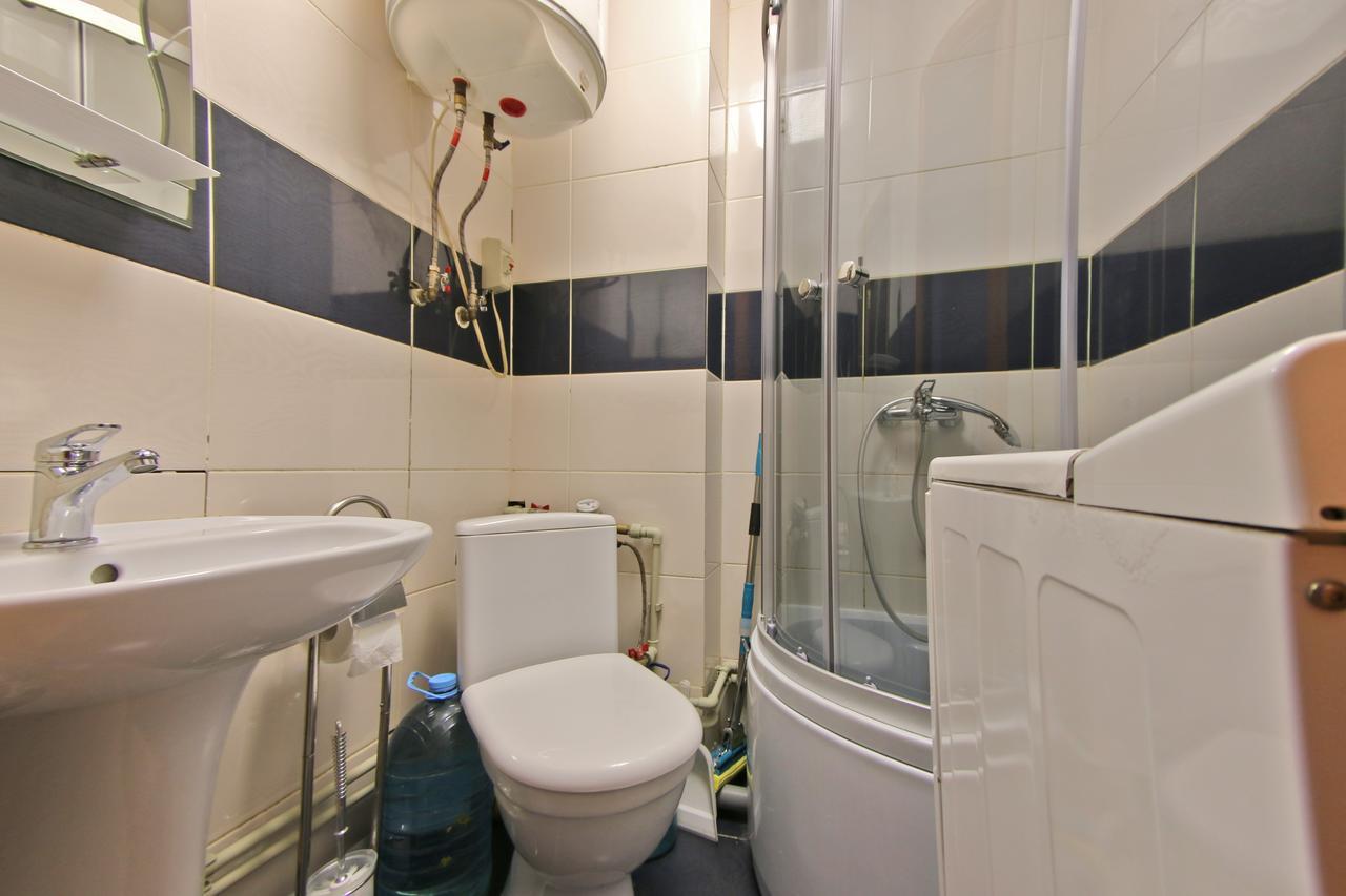 Kotlova 106 Apartment Kharkiv Bagian luar foto