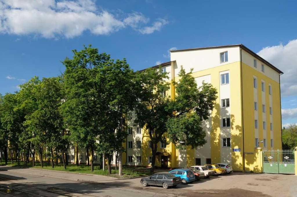 Kotlova 106 Apartment Kharkiv Bagian luar foto
